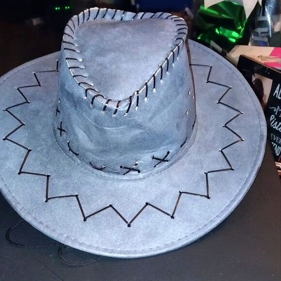 Western Style Faux Suede Cowboy Hat with Stitched Detail - Gray - Picture 3 of 6